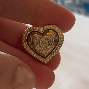 Absolutely stunning, authentic, limited edition, cc Chanel heart rare earrings.